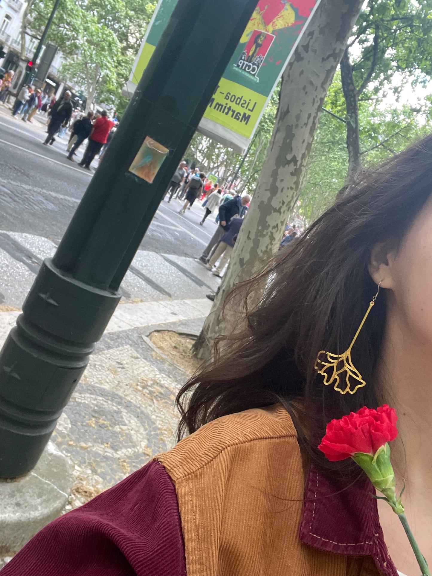 Long Ghinko Earrings