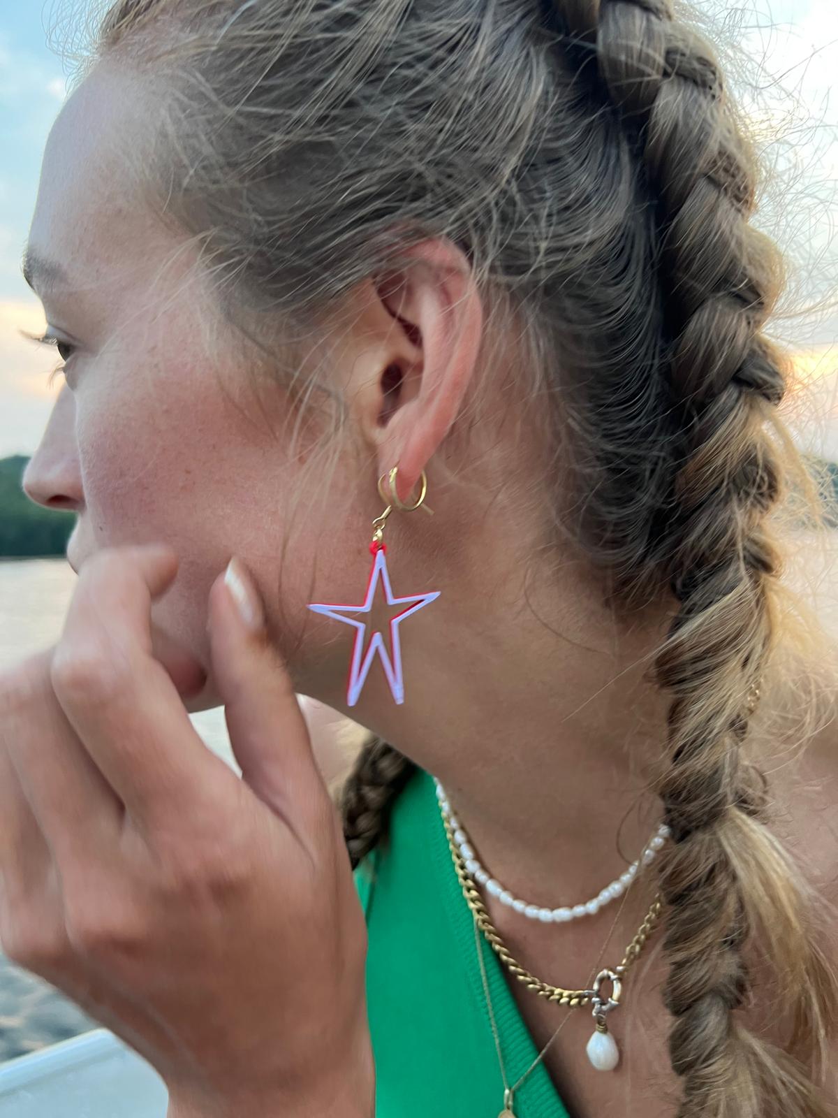 Estrela Ágape Earrings